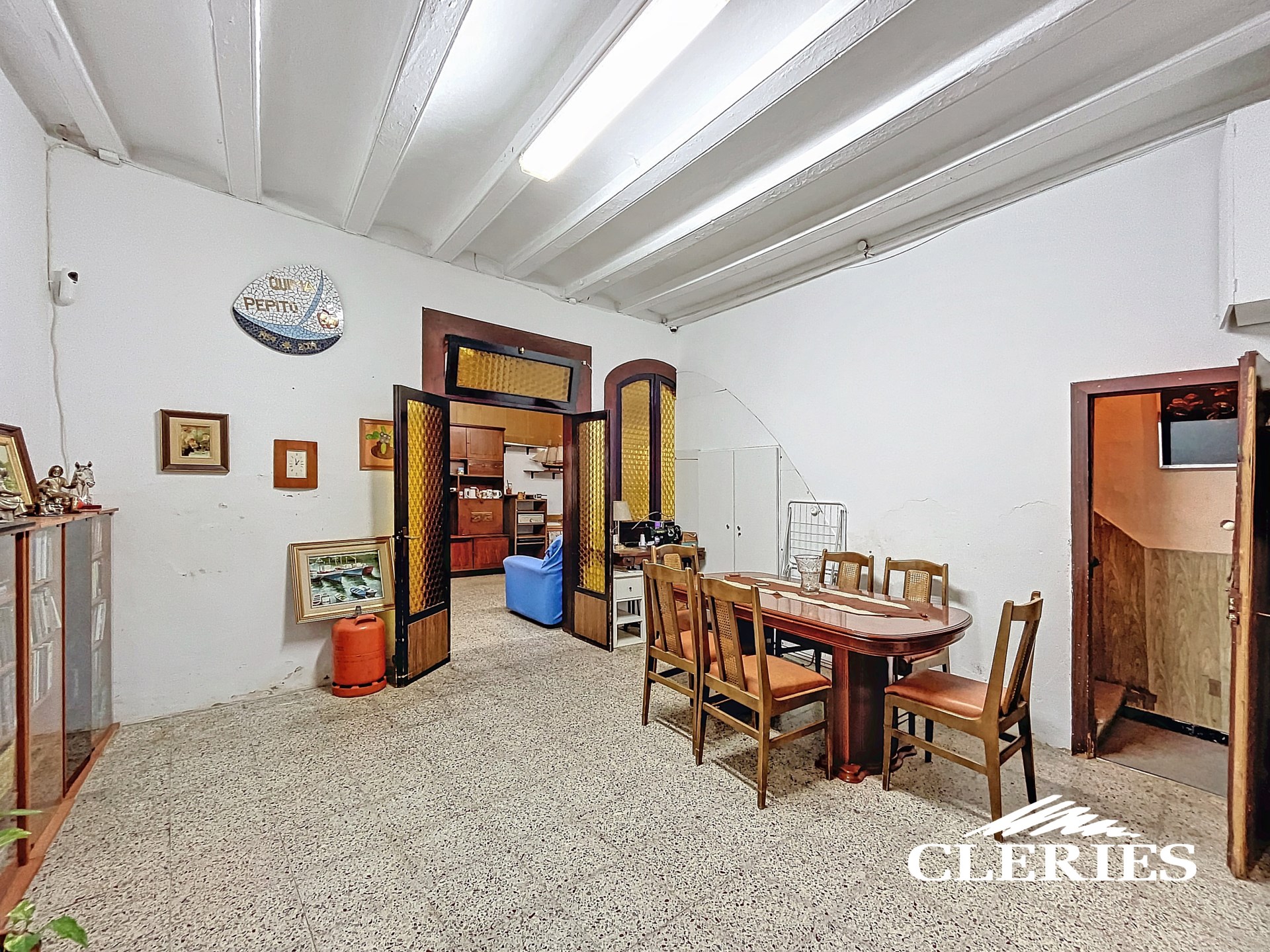 /RealEstateImages/6522/Piso_Venta_Barcelona_Gotic_Cleries_03.jpg