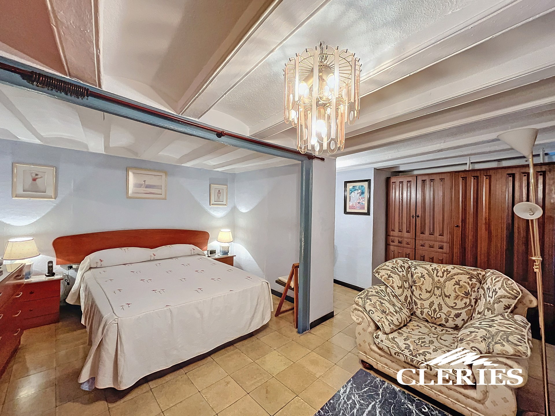 /RealEstateImages/6522/Piso_Venta_Barcelona_Gotic_Cleries_07.jpg