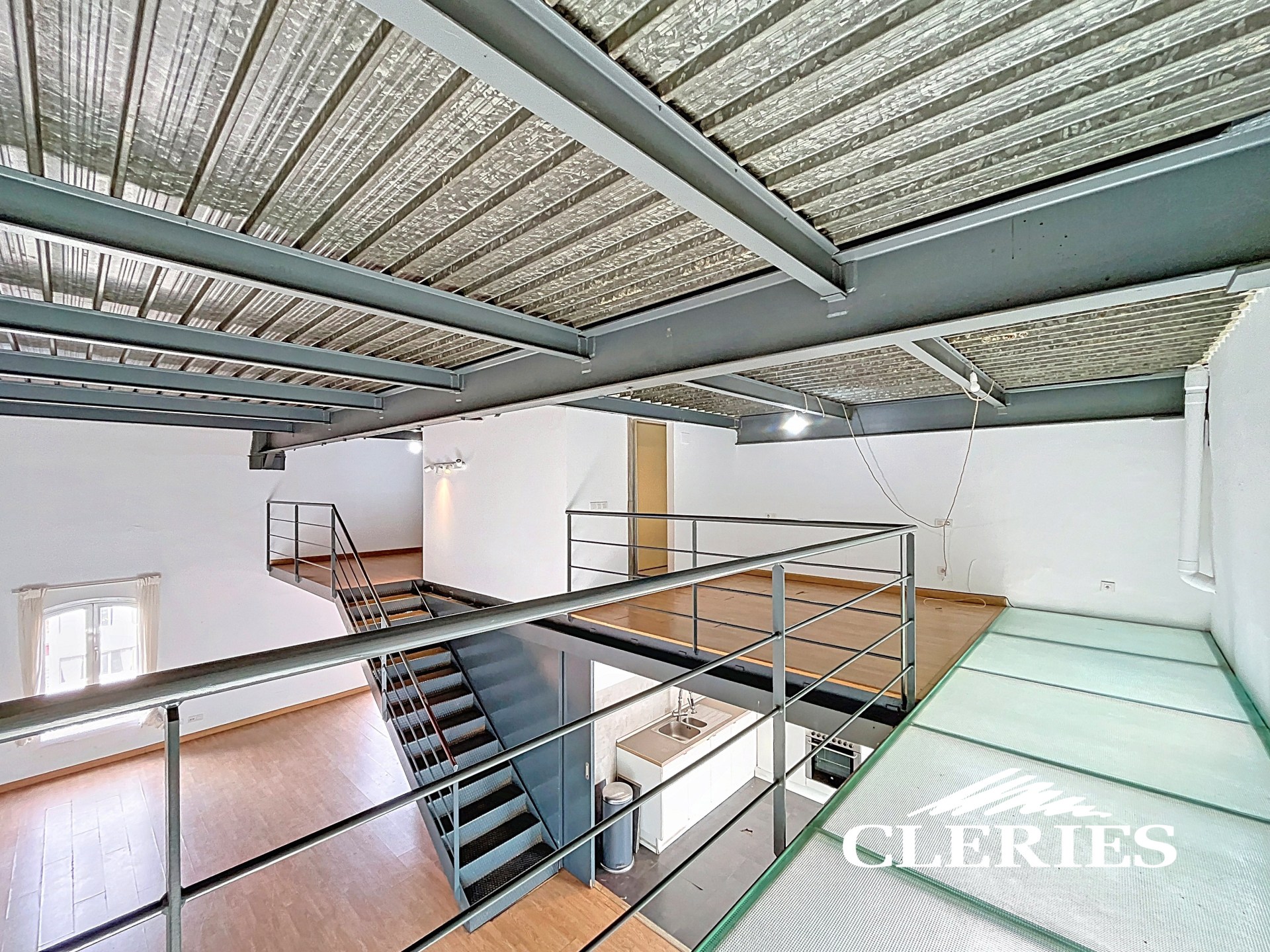 /RealEstateImages/6693/Local_Apartamento_Venta_Barcelona_22@_Cleries_09.jpg