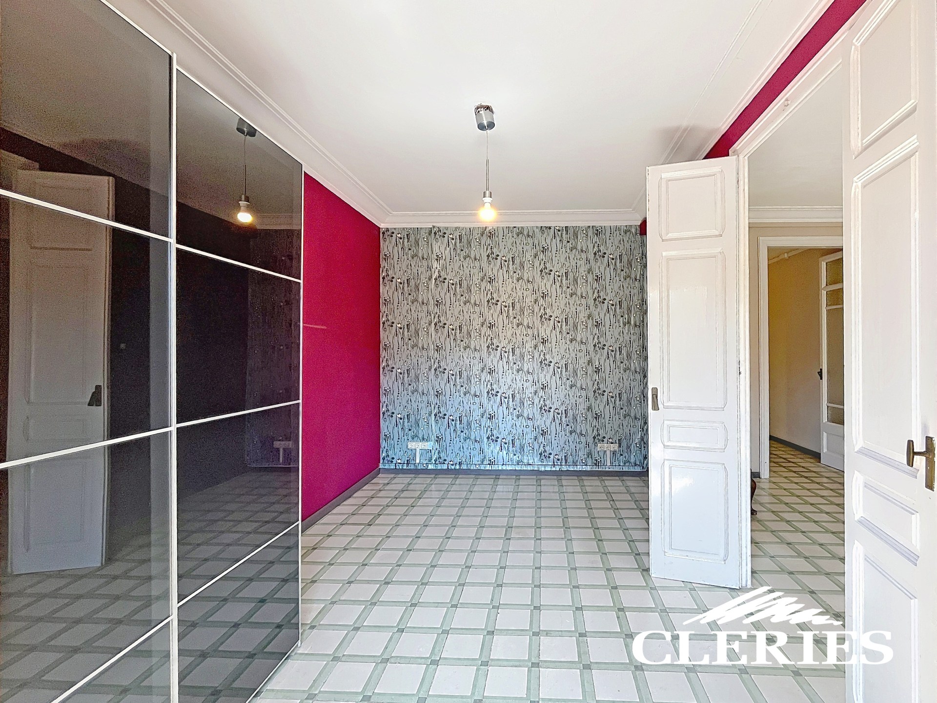 /RealEstateImages/6744/Piso_Venta_Barcelona_Eixample_Cleries_08.jpg