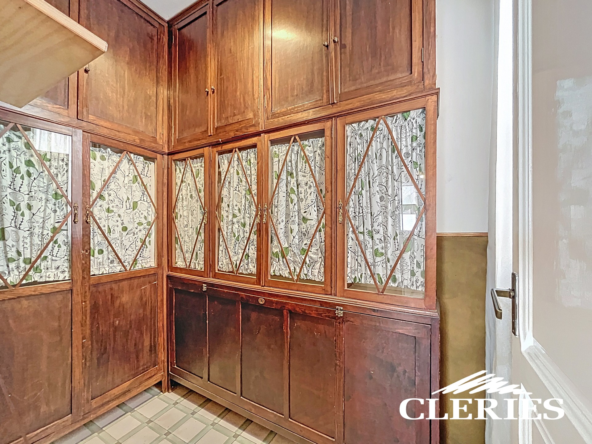 /RealEstateImages/6744/Piso_Venta_Barcelona_Eixample_Cleries_14.jpg