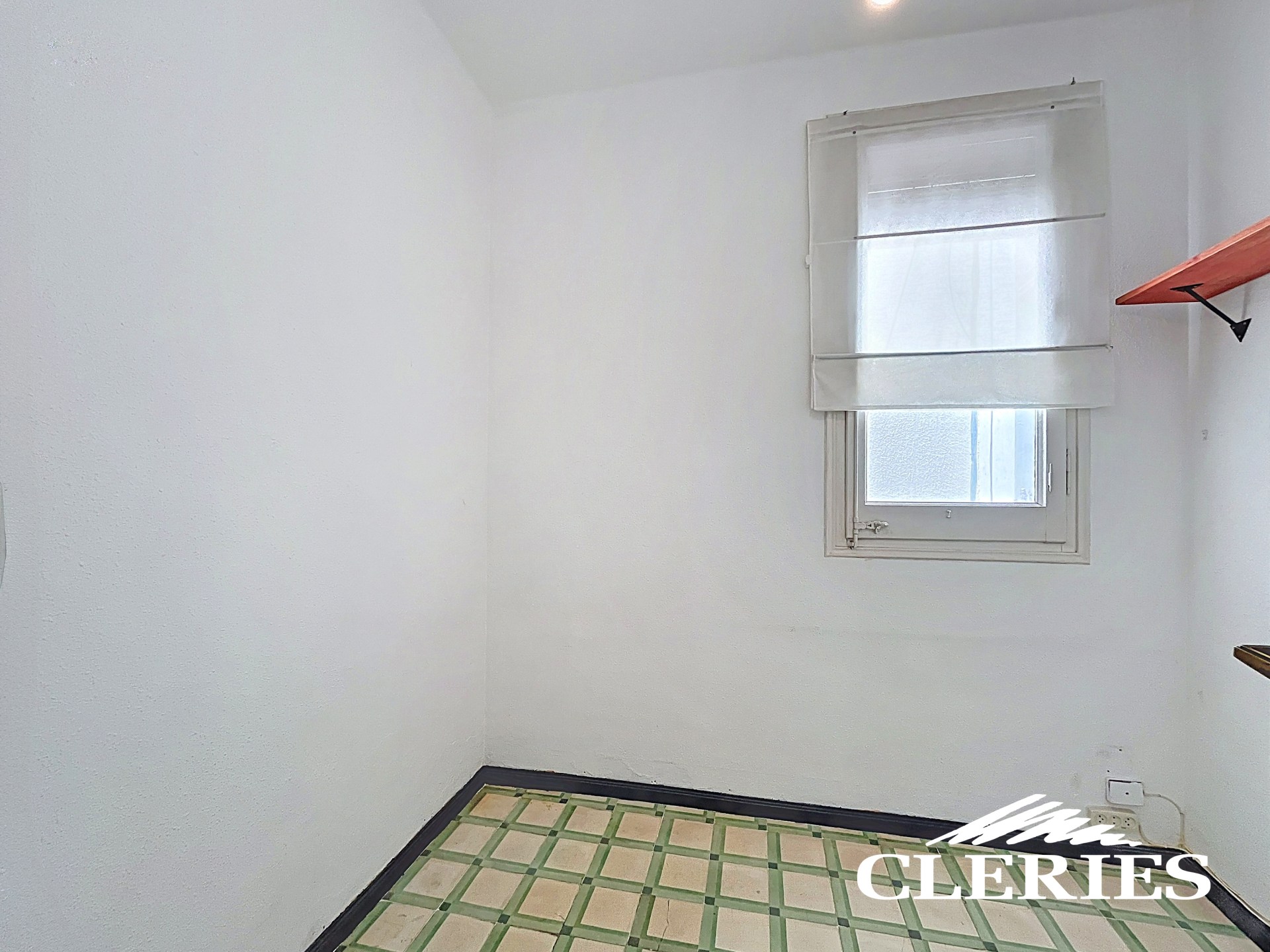 /RealEstateImages/6744/Piso_Venta_Barcelona_Eixample_Cleries_15.jpg