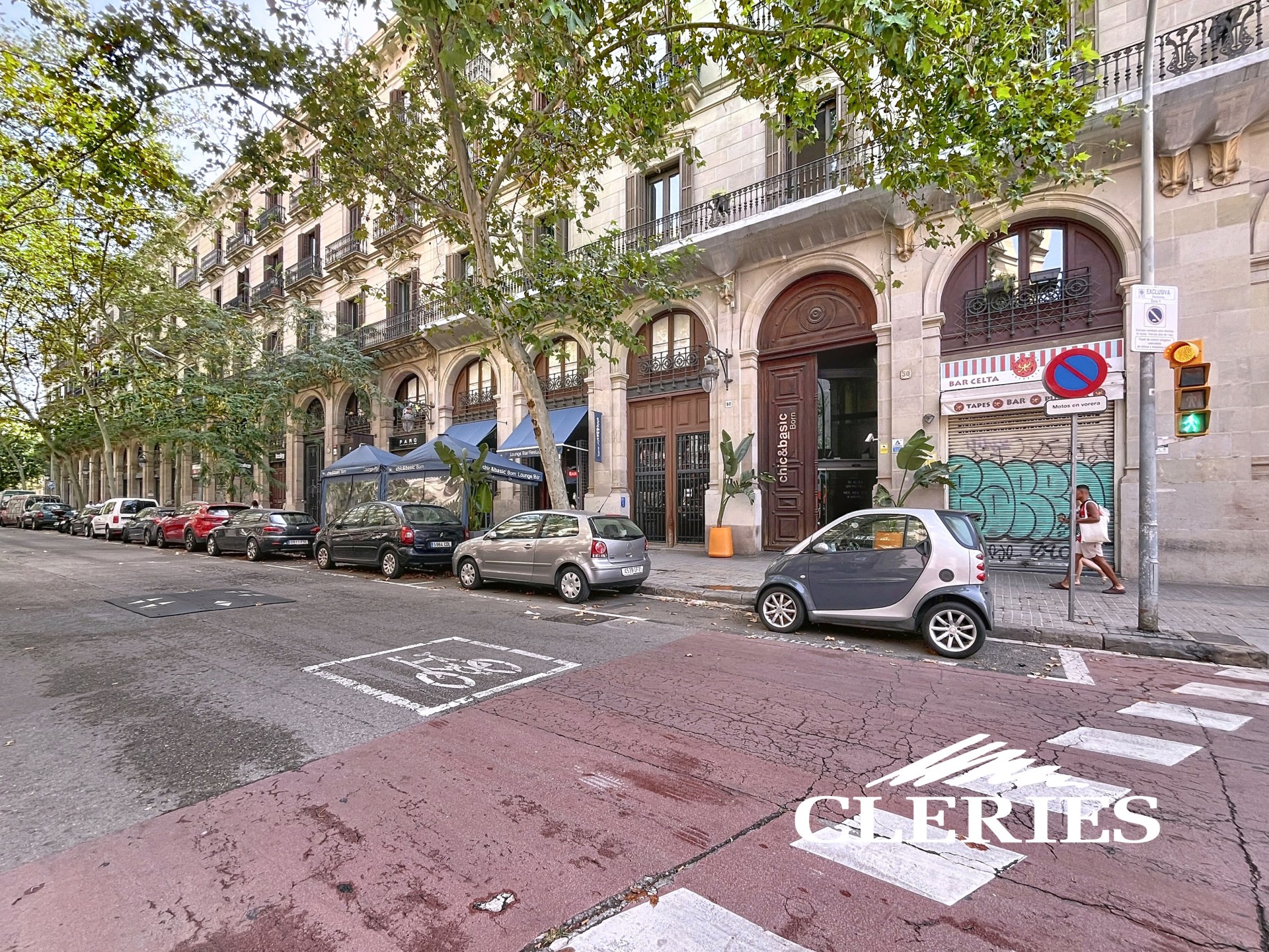 /RealEstateImages/6751/Piso_Venta_Barcelona_Gotico_Cleries_01.jpg