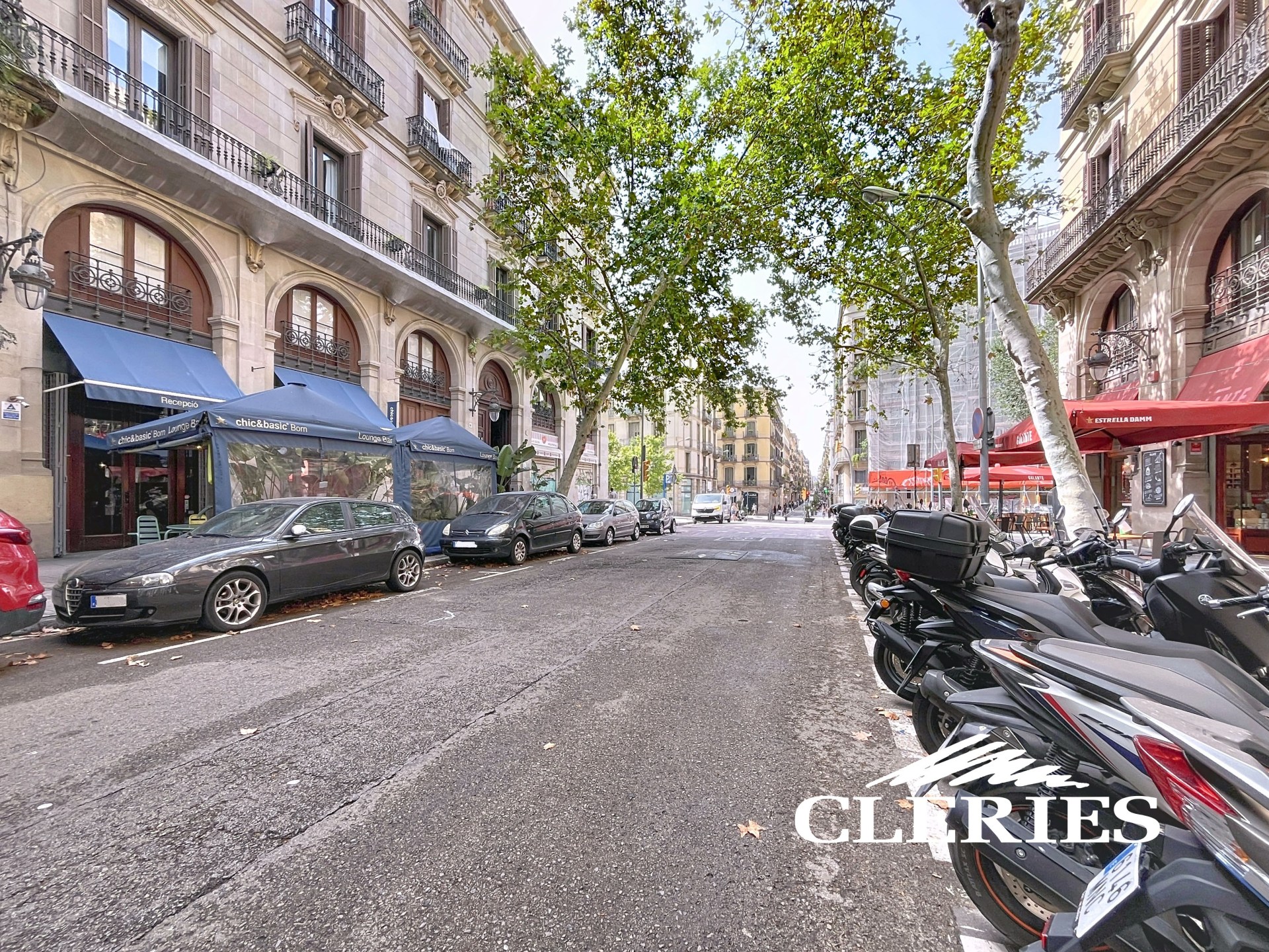 /RealEstateImages/6751/Piso_Venta_Barcelona_Gotico_Cleries_18.jpg