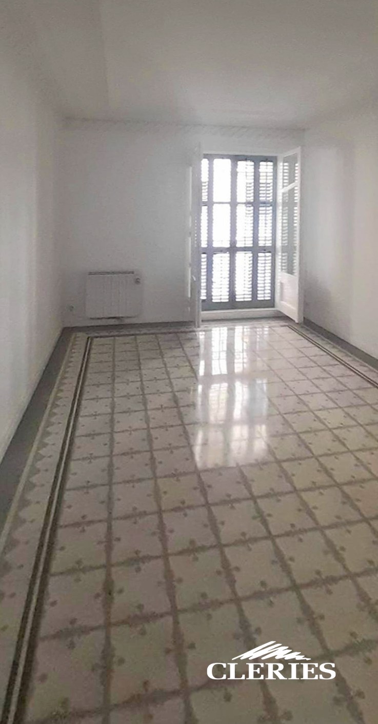 /RealEstateImages/6771/Piso_Barcelona_Cleries_04.jpg