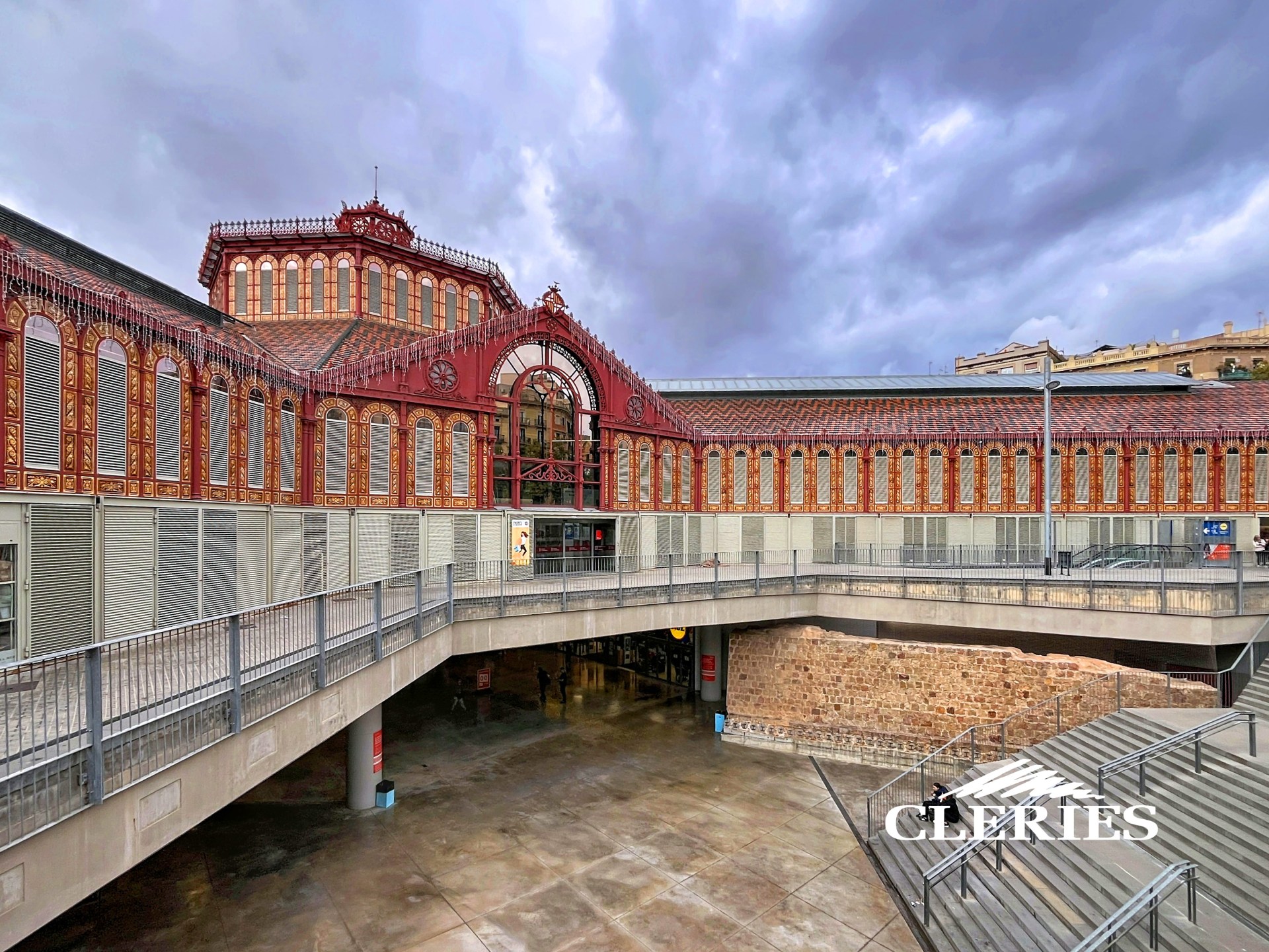 /RealEstateImages/6796/Parada_Mercat_SantAntoni_Barcelona_08.jpg