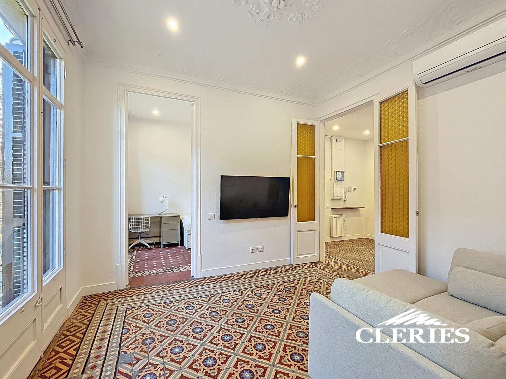 /RealEstateImages/6813/Piso_Alquiler_Barcelona_FortPienc_Cleries_16.jpg