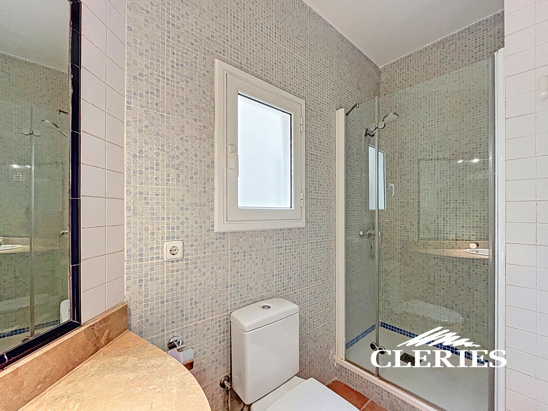 /RealEstateImages/6869/Piso_Venta_Barcelona_Glorias_Cleries_10.jpg