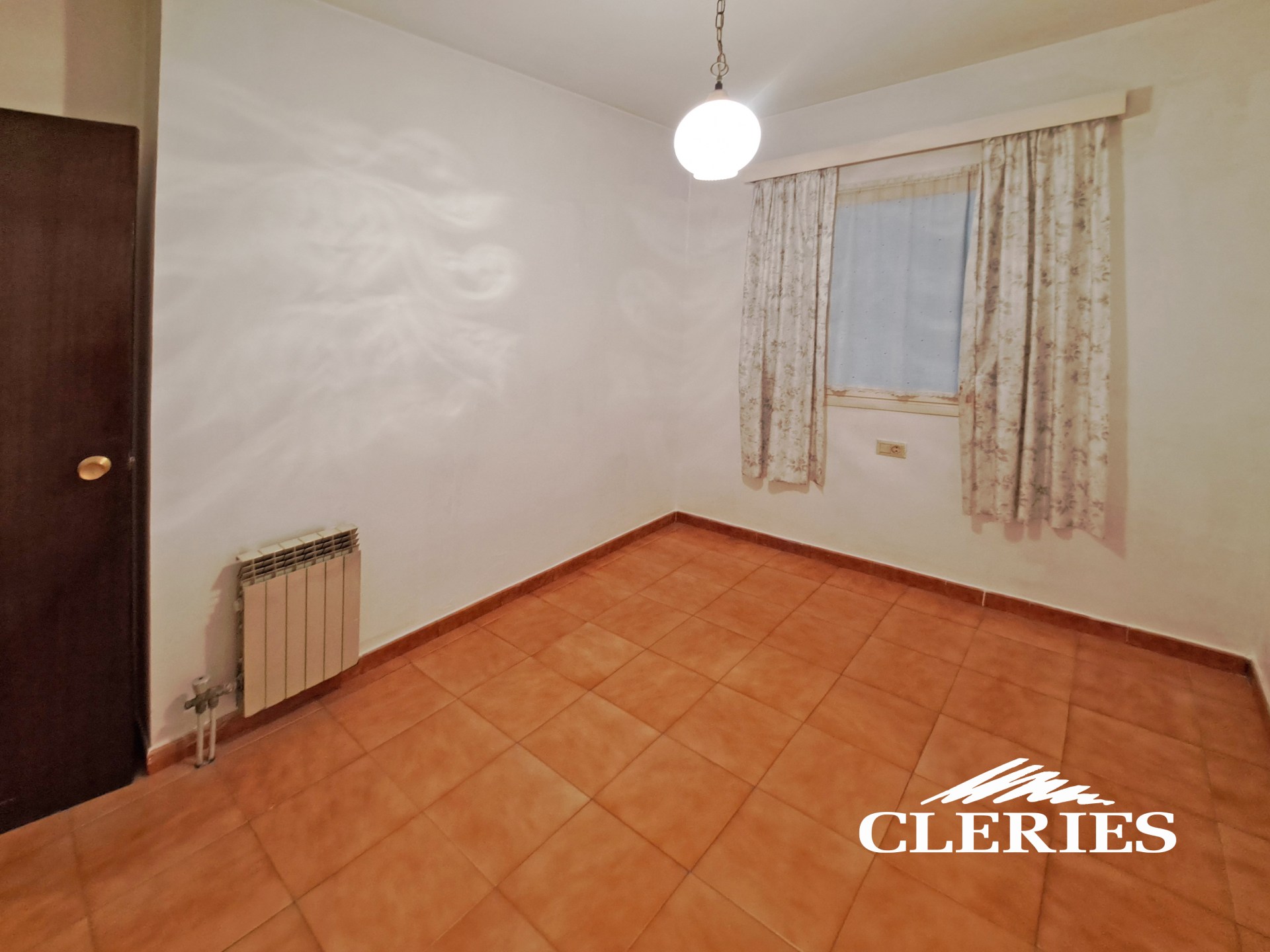 /RealEstateImages/6886/Piso_Venta_Barcelona_Eixample_Cleries_08.jpg