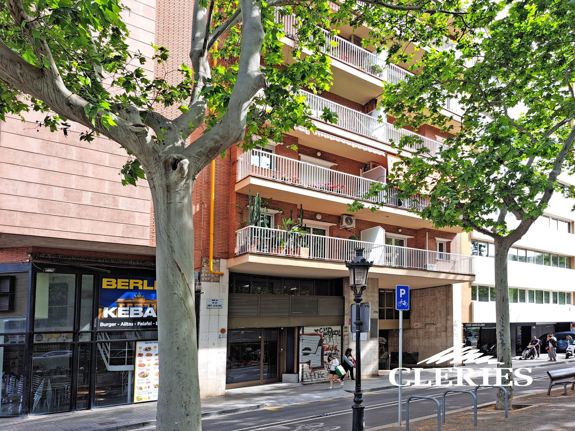 /RealEstateImages/6886/Piso_Venta_Barcelona_Eixample_Cleries_12.jpg