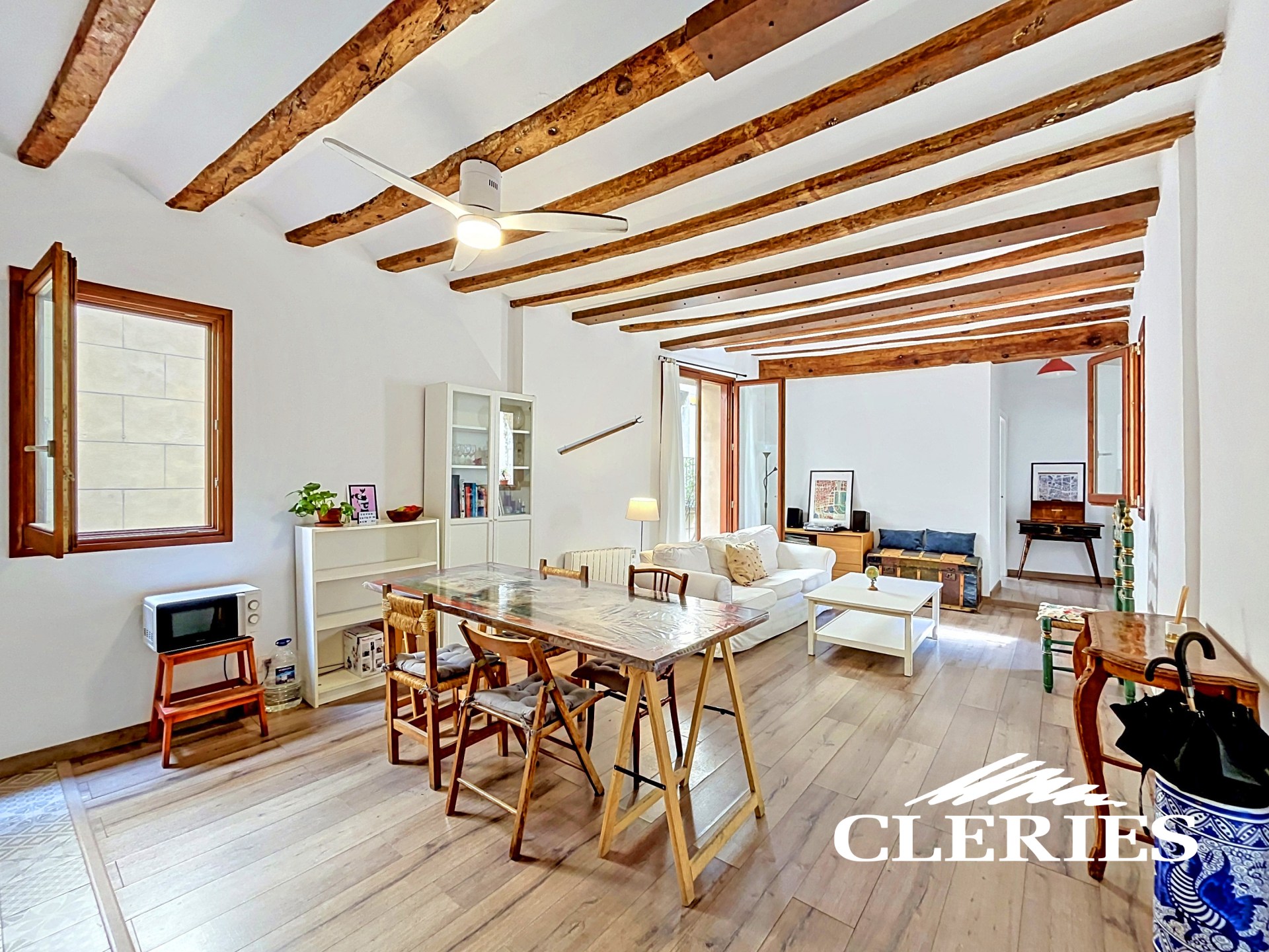 /RealEstateImages/6891/Piso_Venta_Barcelona_Gotic_Cleries_02.jpg
