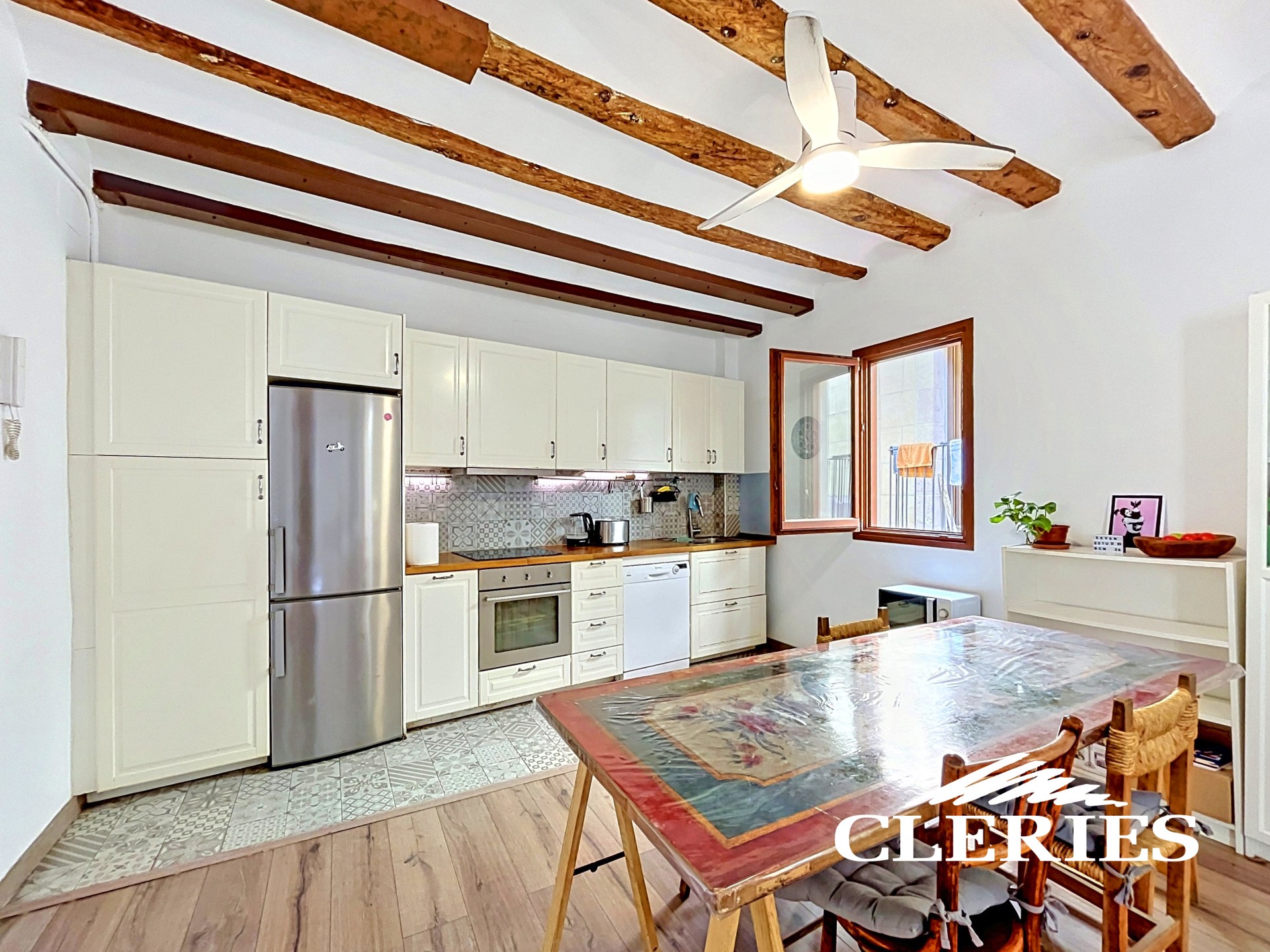 /RealEstateImages/6891/Piso_Venta_Barcelona_Gotic_Cleries_07.jpg