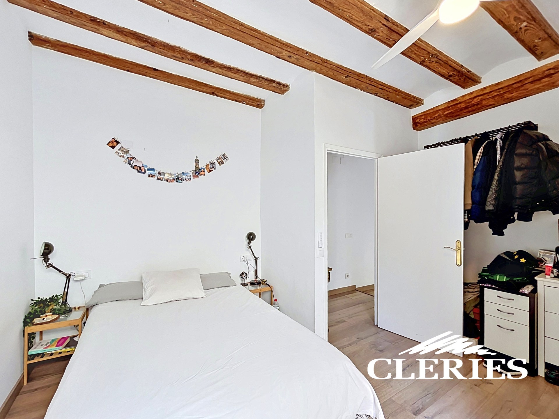 /RealEstateImages/6891/Piso_Venta_Barcelona_Gotic_Cleries_13.jpg