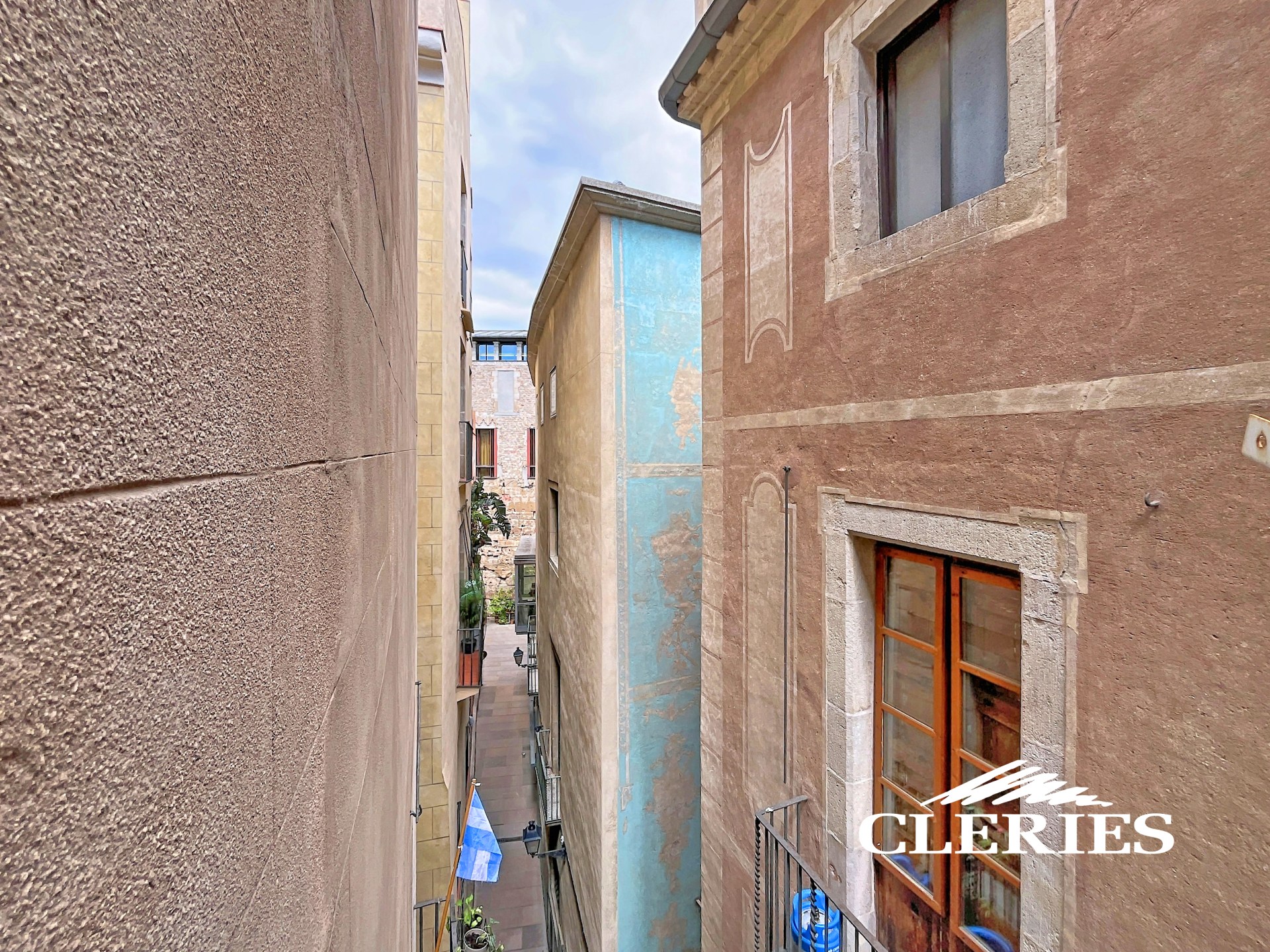 /RealEstateImages/6891/Piso_Venta_Barcelona_Gotic_Cleries_21.jpg