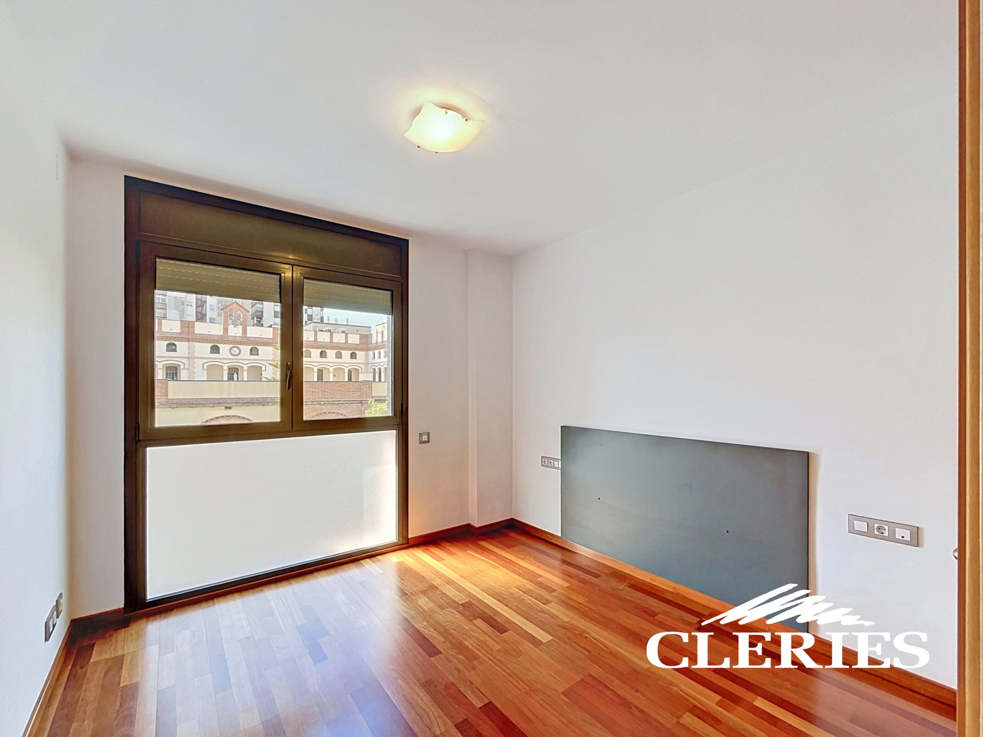 /RealEstateImages/6917/Piso_Venta_Barcelona_FortPienc_Cleries_17.jpg