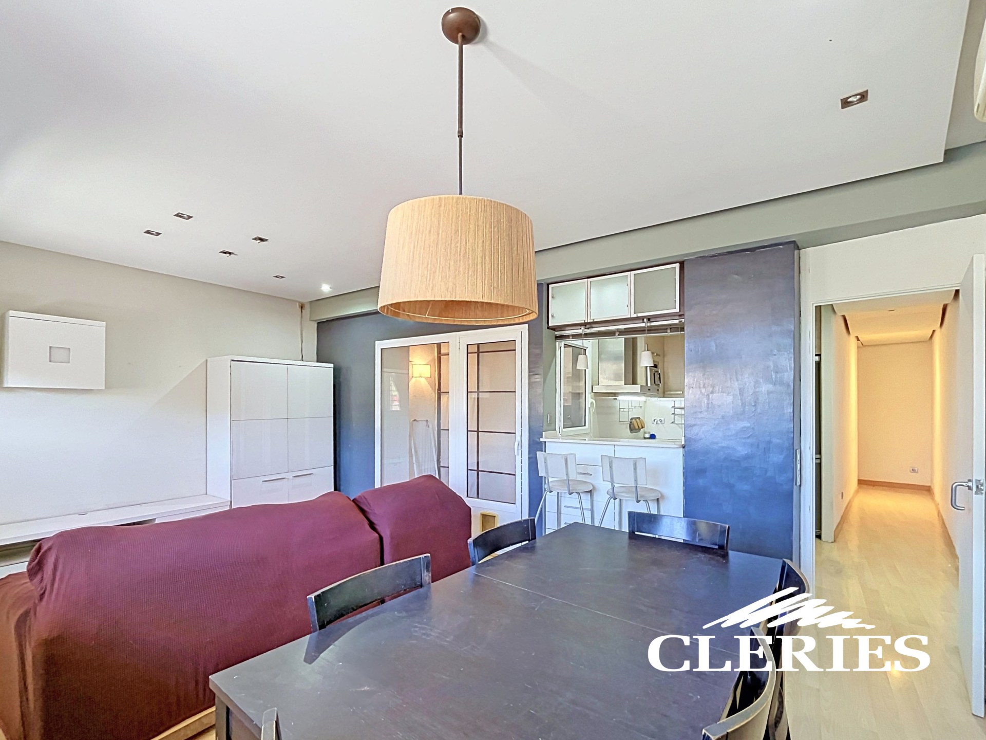 /RealEstateImages/6943/Piso_Venta_Barcelona_Carmel_Cleries_00.jpg