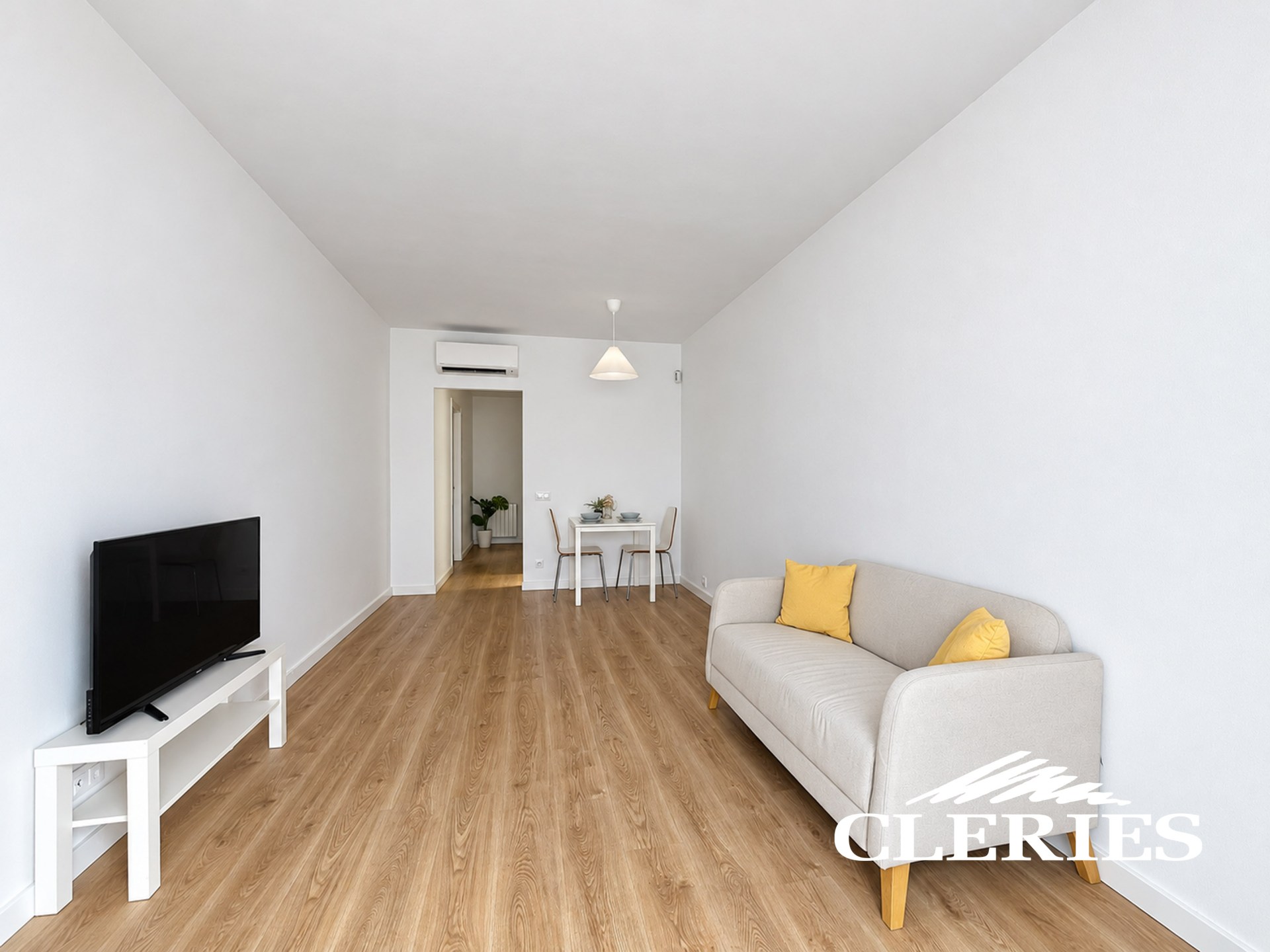 /RealEstateImages/6969/Piso_Venta_Barcelona_Eixample_Cleries_13Bis.jpg