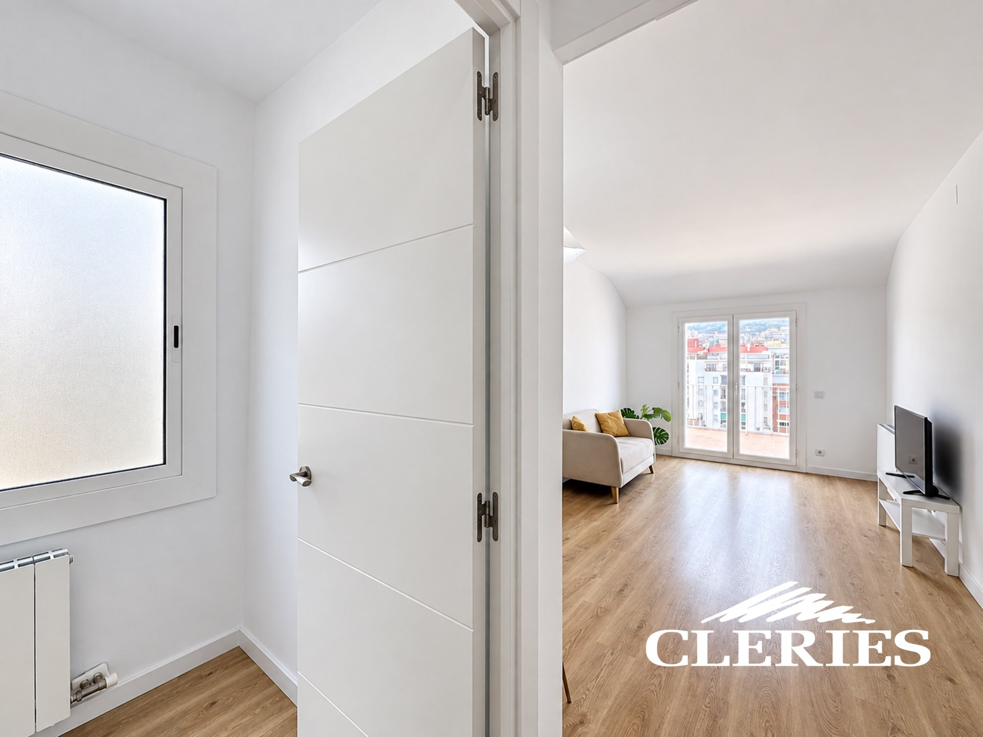 /RealEstateImages/6969/Piso_Venta_Barcelona_Eixample_Cleries_15.jpg